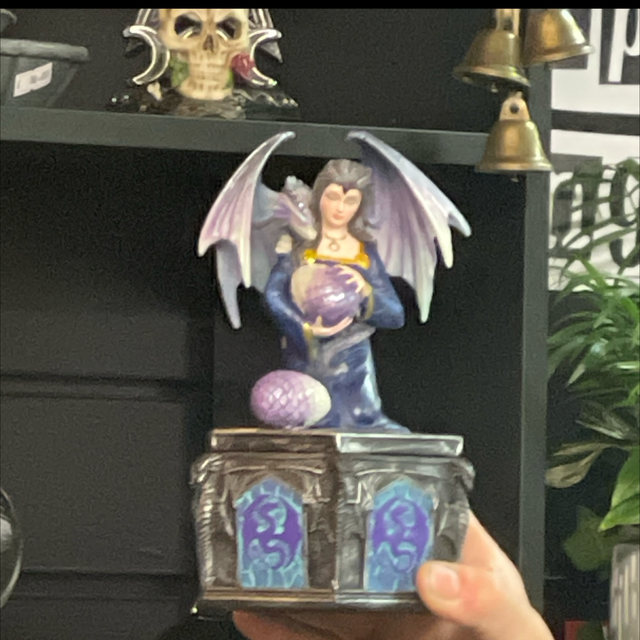 Dragon lady trinket box