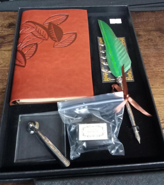 Quill Pen Set